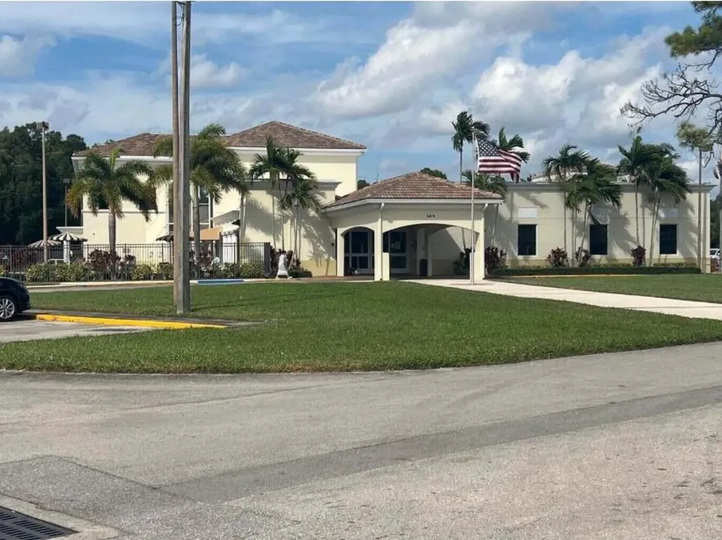 103 Oxford 400 West Palm Beach FL 33417