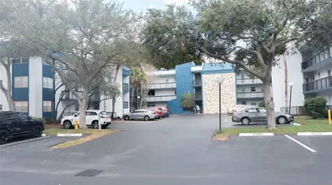 3140 Holiday Springs Boulevard Margate FL 33063