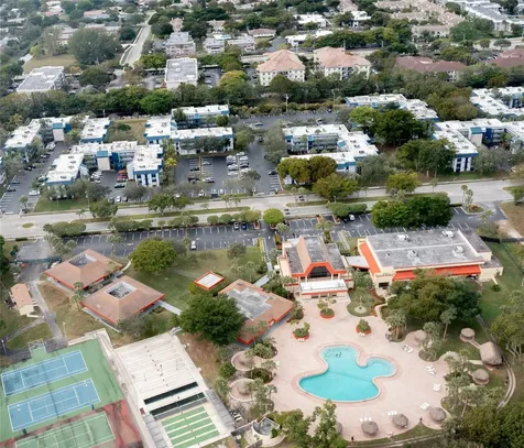 3140 Holiday Springs Boulevard Margate FL 33063