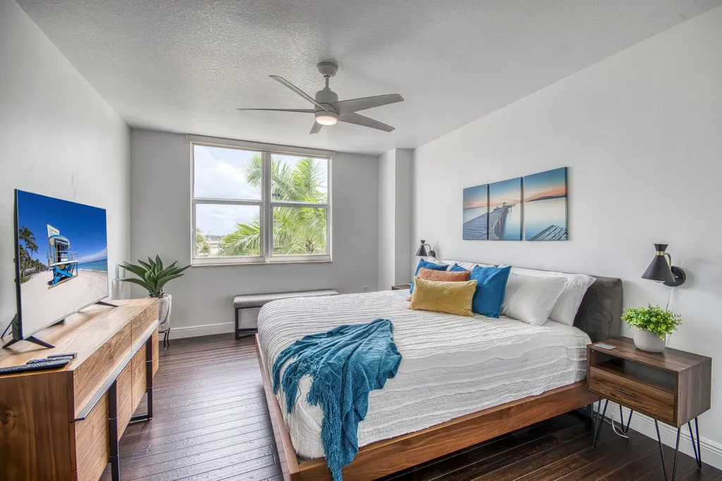 100 NE 6th Street Boynton Beach FL 33435