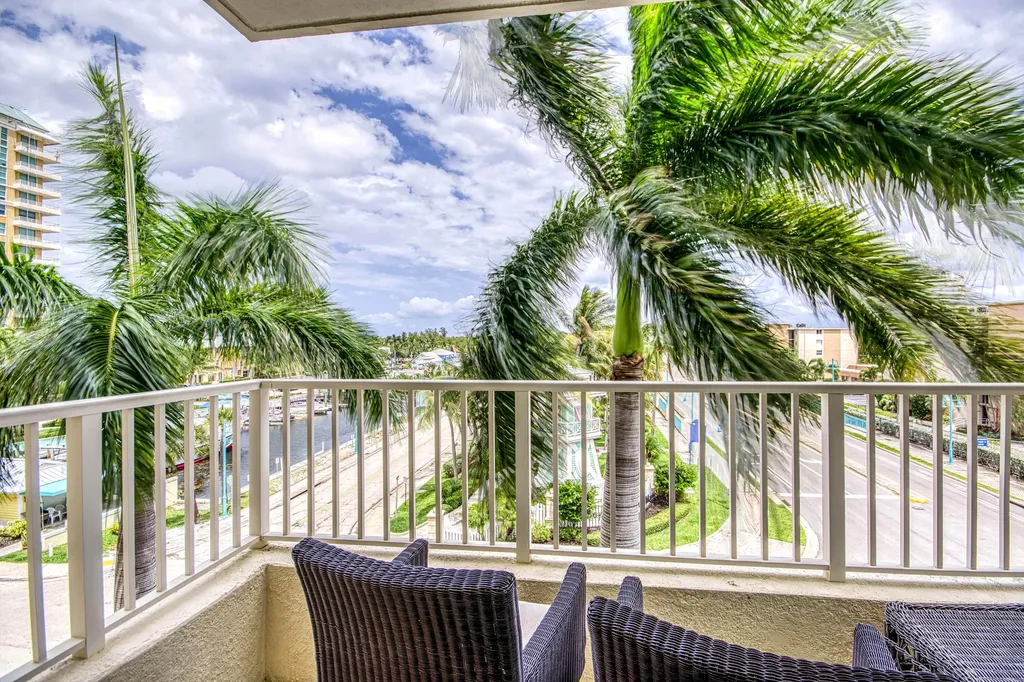 100 NE 6th Street Boynton Beach FL 33435