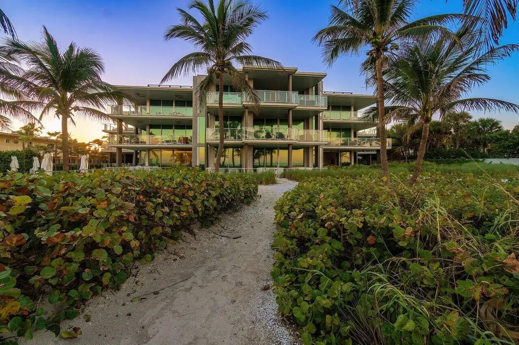 1901 S Ocean Boulevard Delray Beach FL 33483