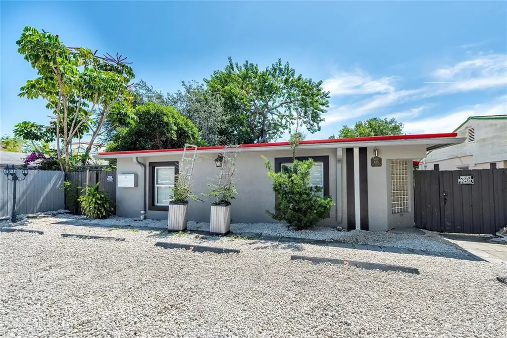 628 NE 8th Avenue Fort Lauderdale FL 33304