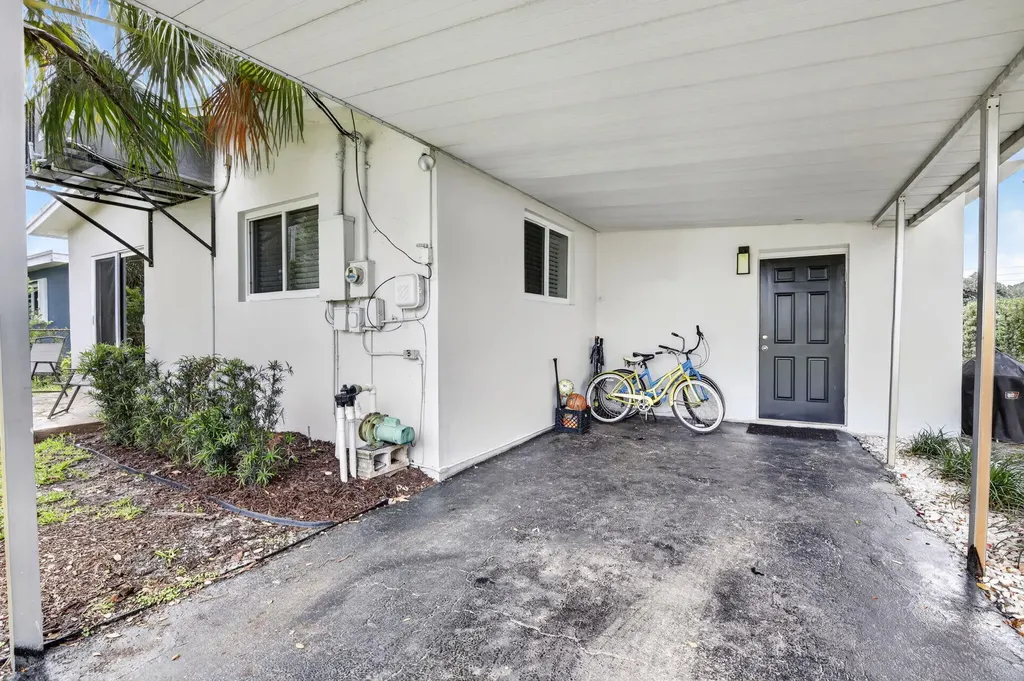 4219 W Park Road Hollywood FL 33021