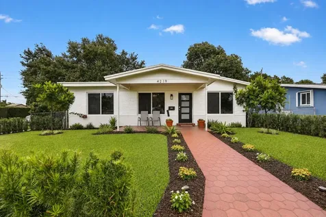 4219 W Park Road Hollywood FL 33021
