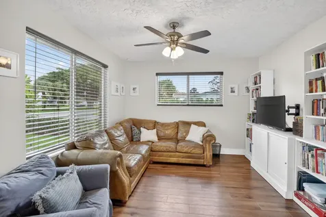 4219 W Park Road Hollywood FL 33021