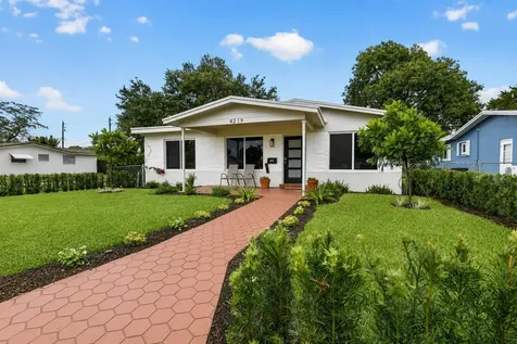 4219 W Park Road Hollywood FL 33021