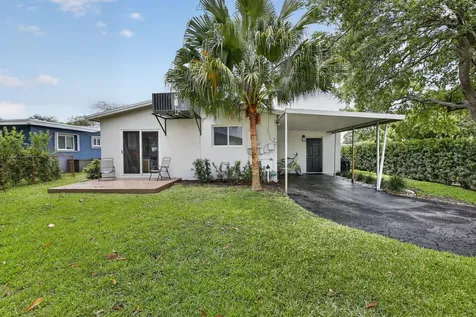 4219 W Park Road Hollywood FL 33021