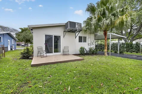 4219 W Park Road Hollywood FL 33021