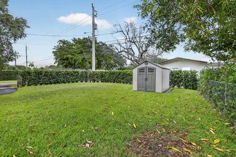 4219 W Park Road Hollywood FL 33021