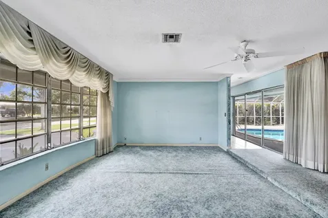 4200 Buchanan Street Hollywood FL 33021