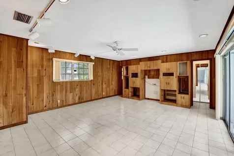 4200 Buchanan Street Hollywood FL 33021
