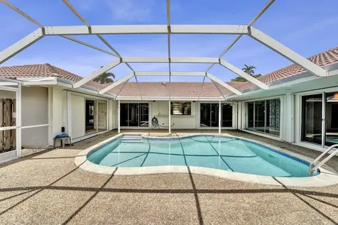 4200 Buchanan Street Hollywood FL 33021