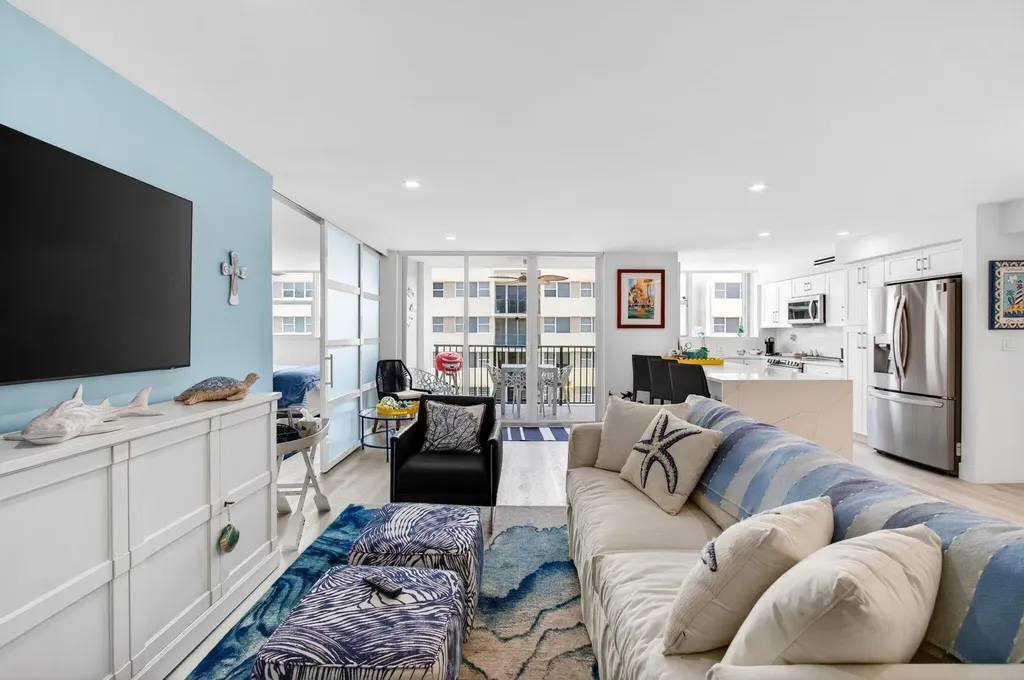 1236 Hillsboro Mile Hillsboro Beach FL 33062