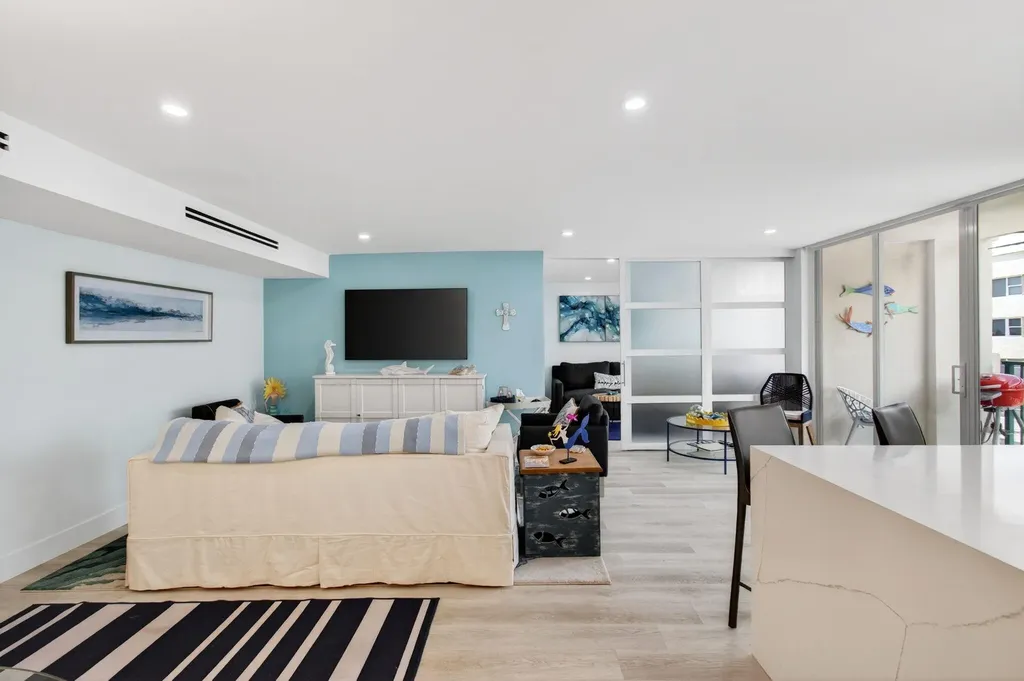 1236 Hillsboro Mile Hillsboro Beach FL 33062