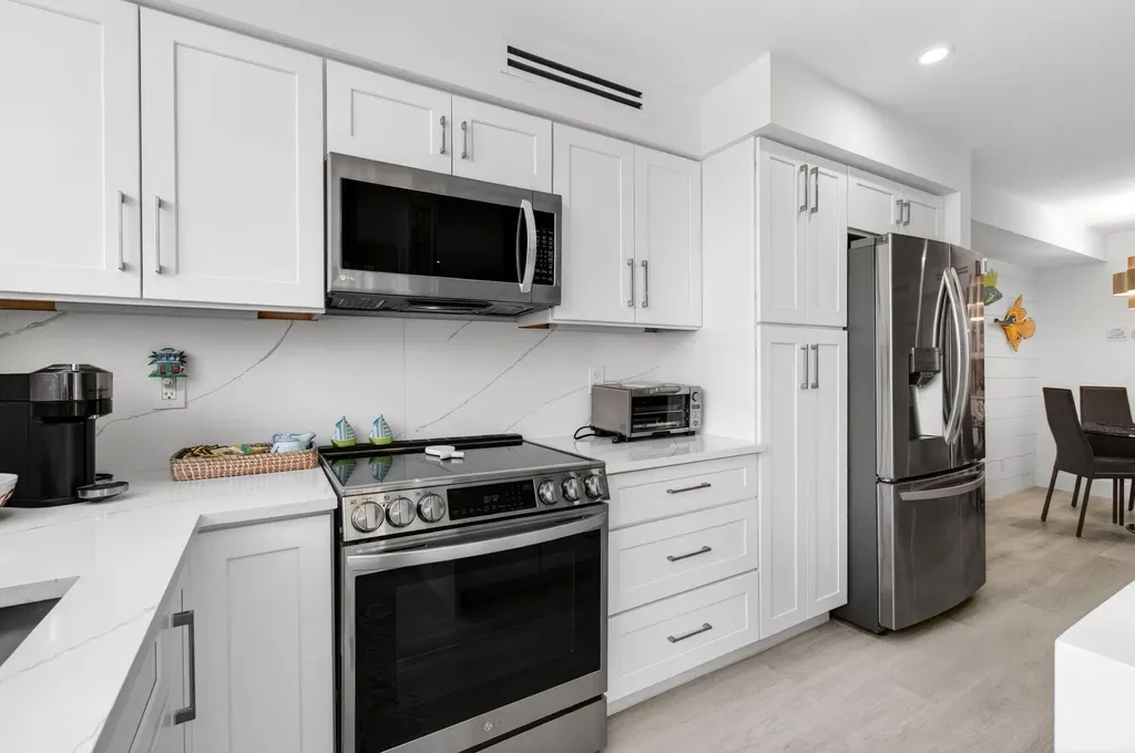 1236 Hillsboro Mile Hillsboro Beach FL 33062
