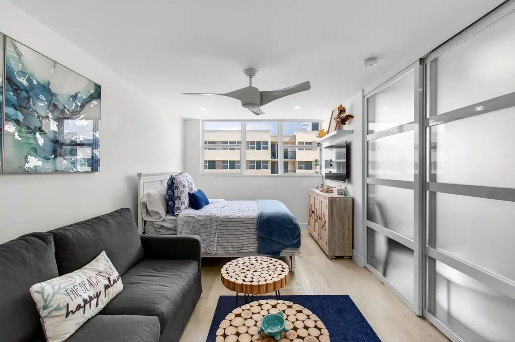1236 Hillsboro Mile Hillsboro Beach FL 33062