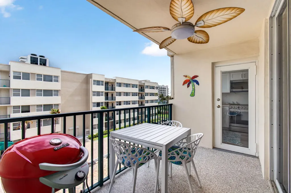 1236 Hillsboro Mile Hillsboro Beach FL 33062