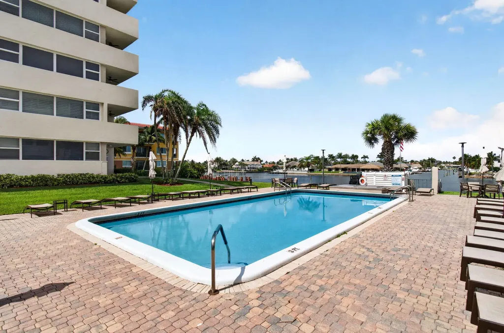 1236 Hillsboro Mile Hillsboro Beach FL 33062