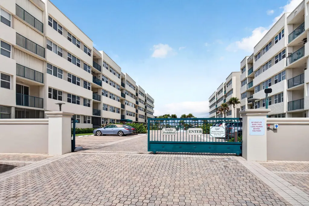 1236 Hillsboro Mile Hillsboro Beach FL 33062