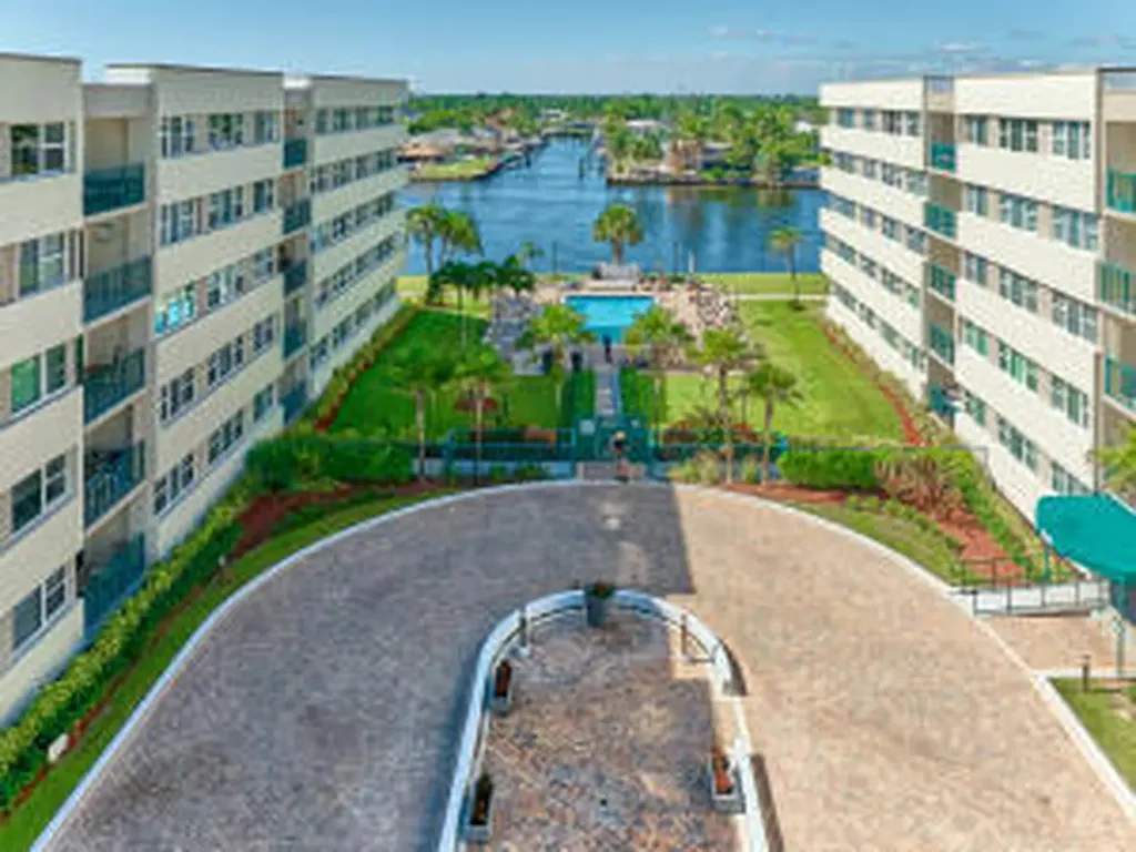 1236 Hillsboro Mile Hillsboro Beach FL 33062