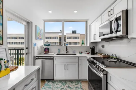 1236 Hillsboro Mile Hillsboro Beach FL 33062