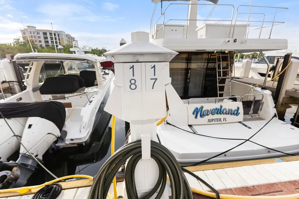 348 S Us Hwy 1, 17 Jupiter FL 33477