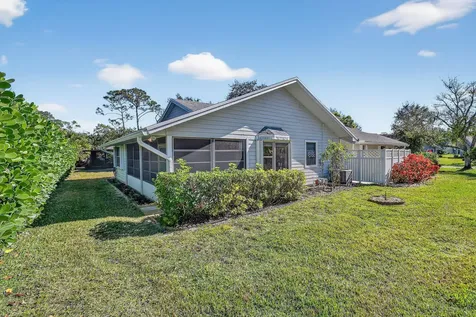 13196 SE Point O Woods Court Hobe Sound FL 33455