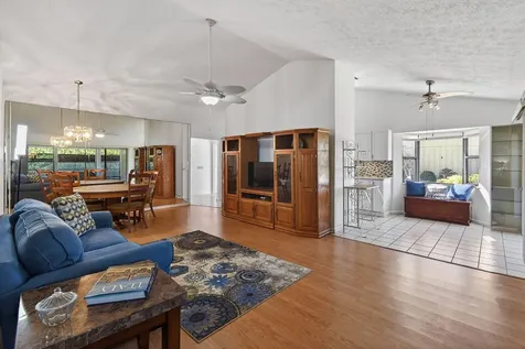 13196 SE Point O Woods Court Hobe Sound FL 33455