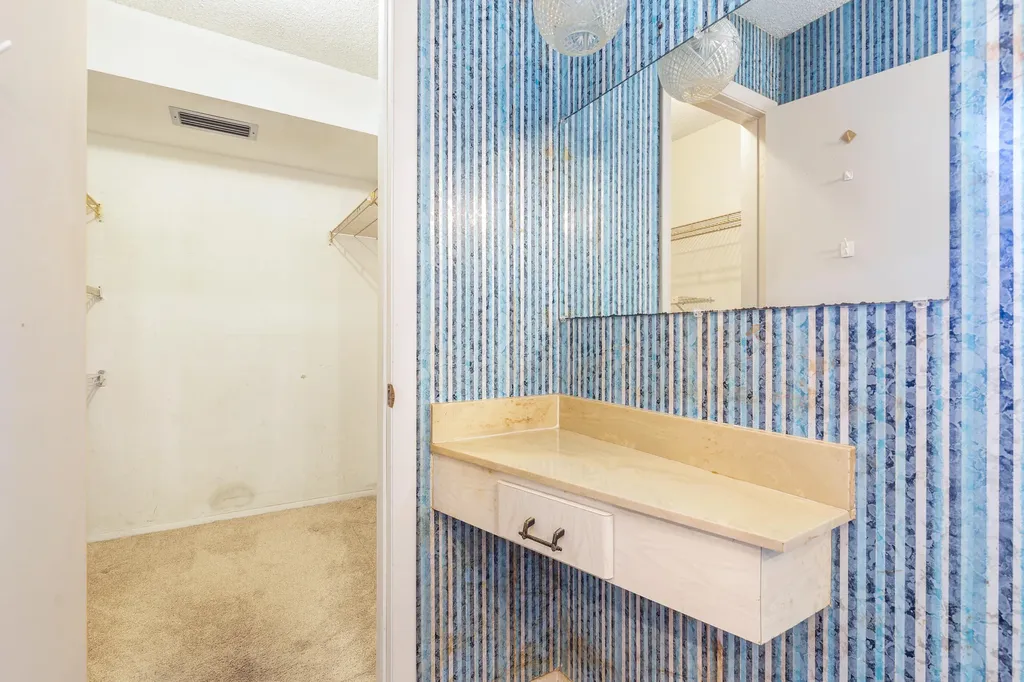 6161 NW 2nd Avenue Boca Raton FL 33487