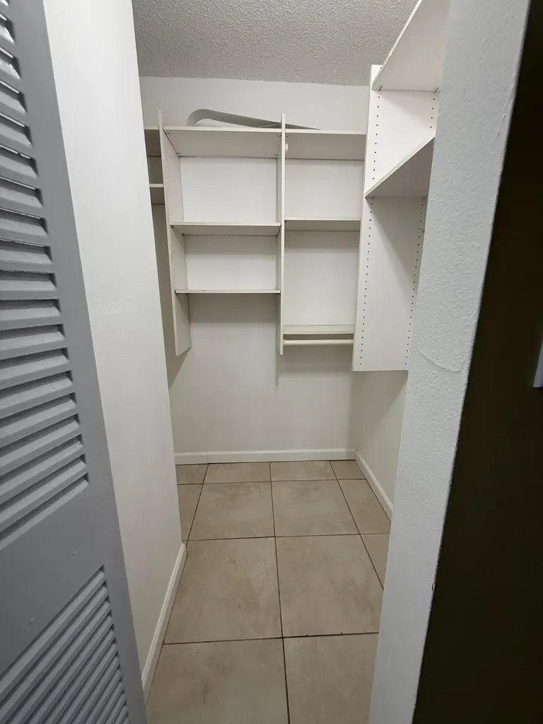 4334 NW 9th Avenue Deerfield Beach FL 33064