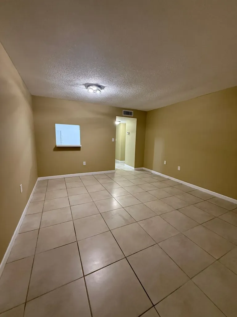 4334 NW 9th Avenue Deerfield Beach FL 33064