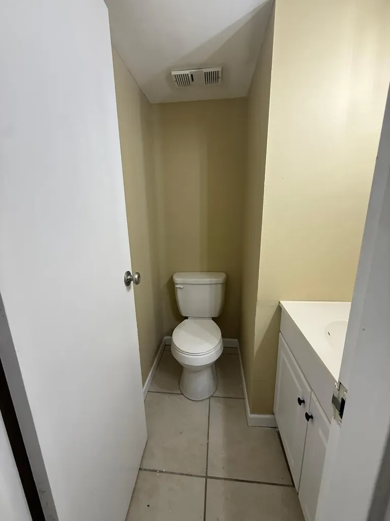 4334 NW 9th Avenue Deerfield Beach FL 33064