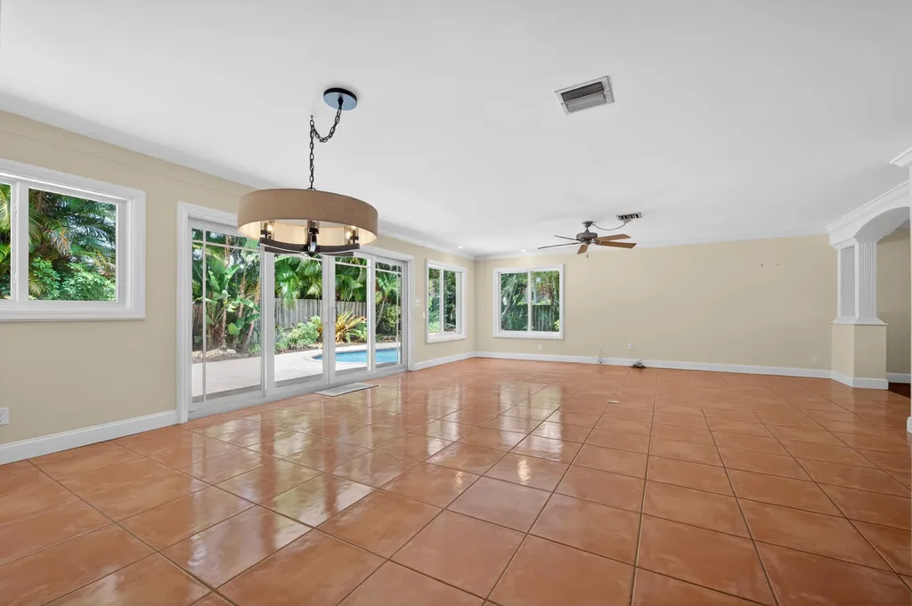 701 SW 5th Street Boca Raton FL 33486