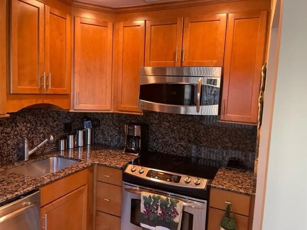 22 Colonial Club Drive Boynton Beach FL 33435