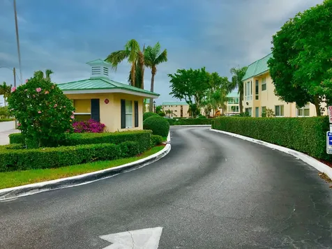 22 Colonial Club Drive Boynton Beach FL 33435