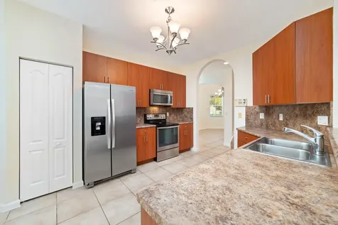 6004 Spring Lake Terrace Fort Pierce FL 34951