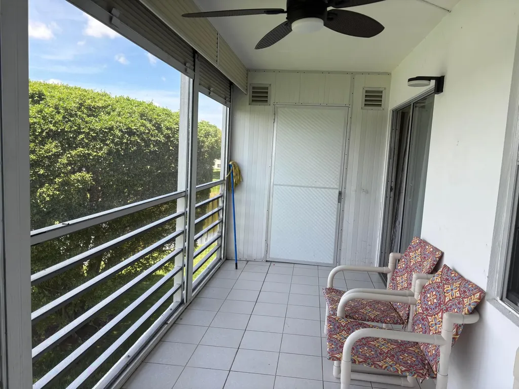 3082 Cornwall E Boca Raton FL 33434
