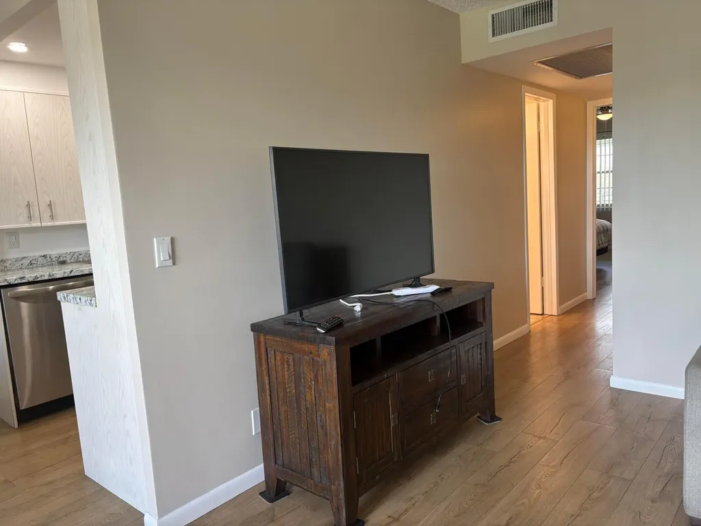 3082 Cornwall E Boca Raton FL 33434