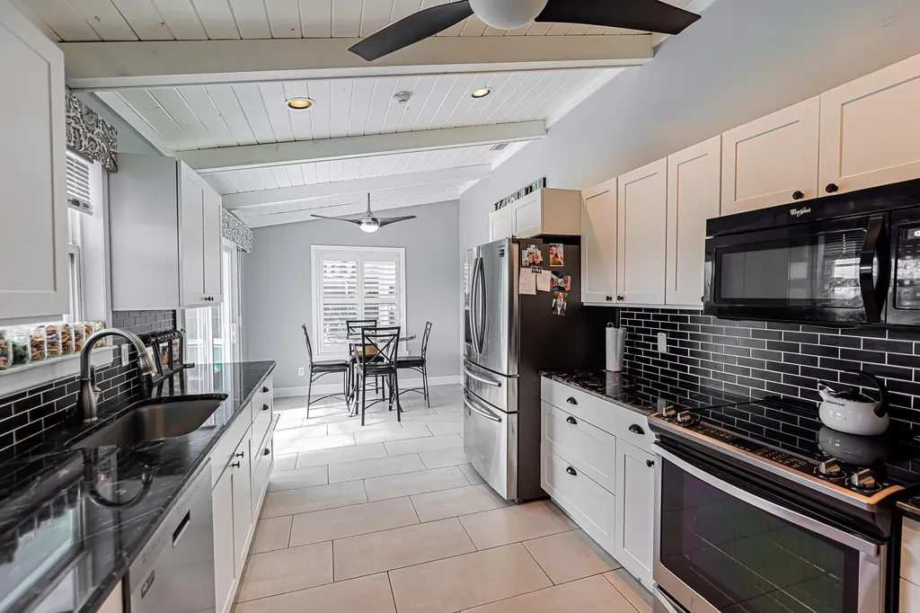 1282 SW Bent Pine Cove Port St Lucie FL 34986