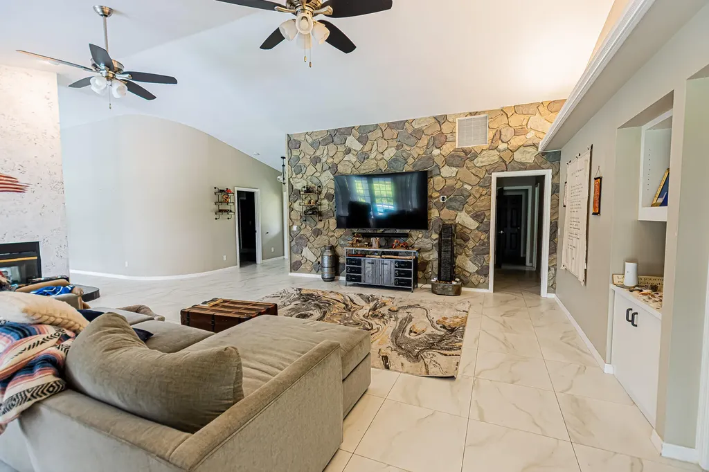 1282 SW Bent Pine Cove Port St Lucie FL 34986