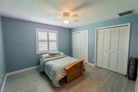 1282 SW Bent Pine Cove Port St Lucie FL 34986