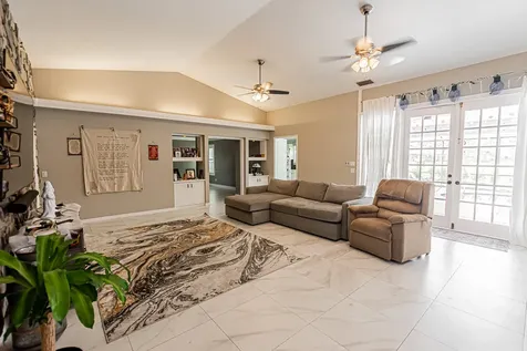 1282 SW Bent Pine Cove Port St Lucie FL 34986