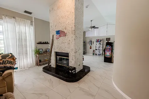 1282 SW Bent Pine Cove Port St Lucie FL 34986