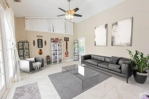1282 SW Bent Pine Cove Port St Lucie FL 34986