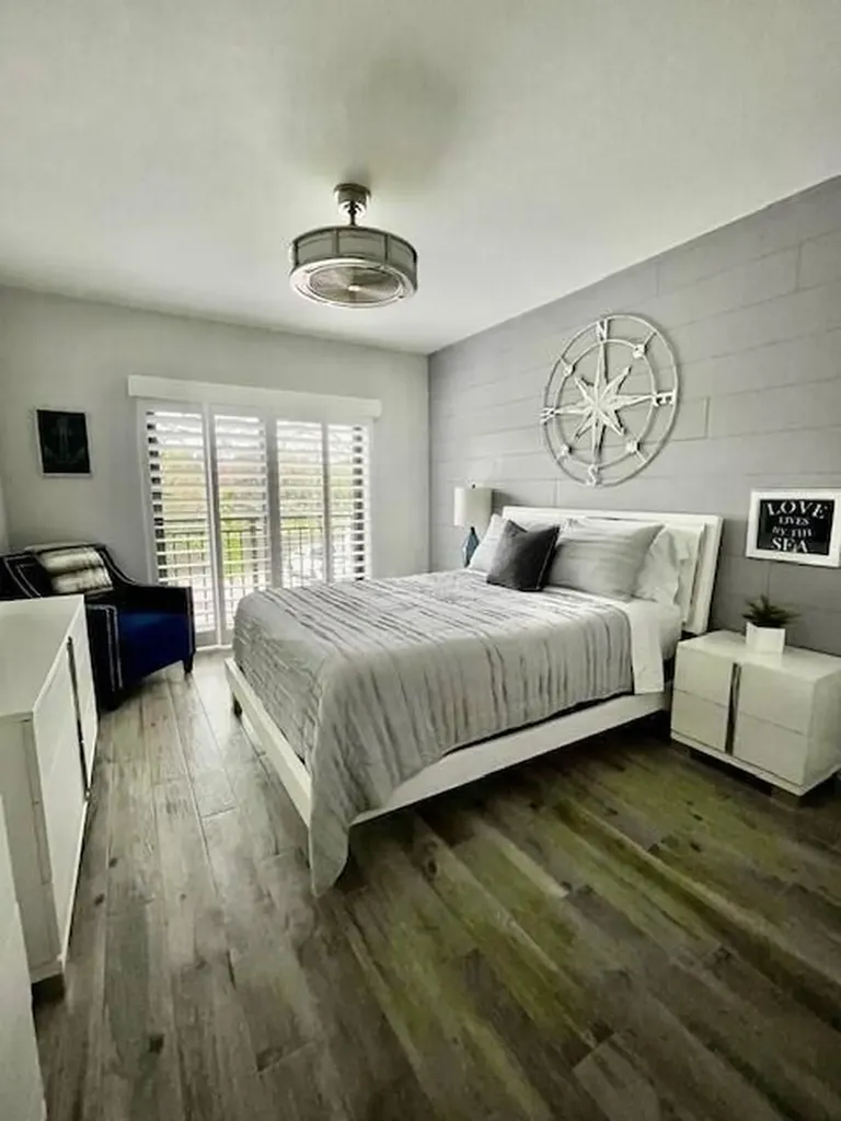 4907 Midtown Lane Palm Beach Gardens FL 33418