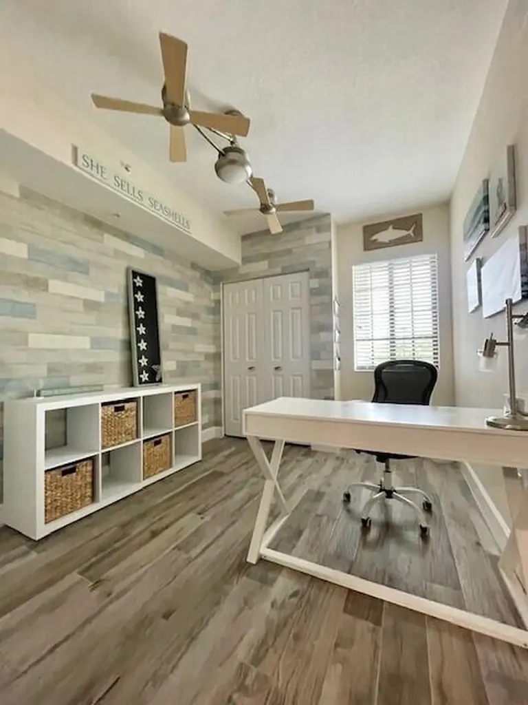 4907 Midtown Lane Palm Beach Gardens FL 33418