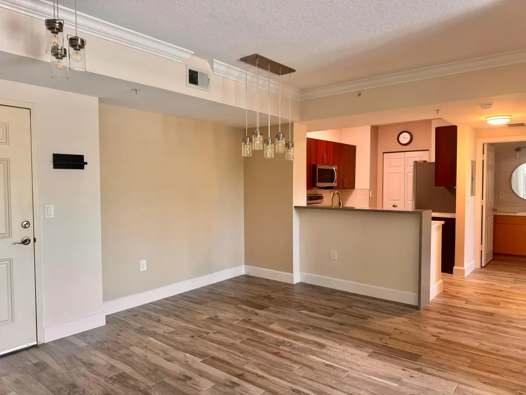 4907 Midtown Lane Palm Beach Gardens FL 33418