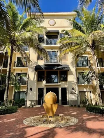 4907 Midtown Lane Palm Beach Gardens FL 33418