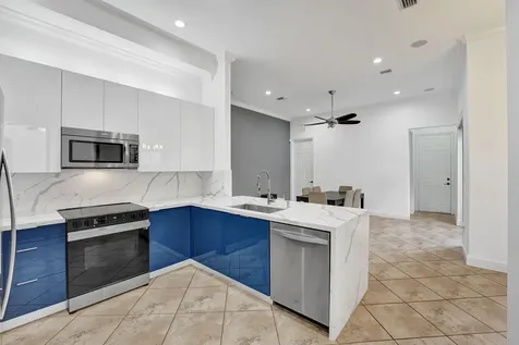 3946 NW 84th Way Cooper City FL 33024